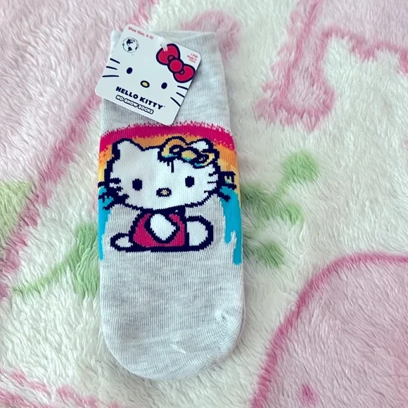 Hello Kitty Bundle - Picture 3 of 9